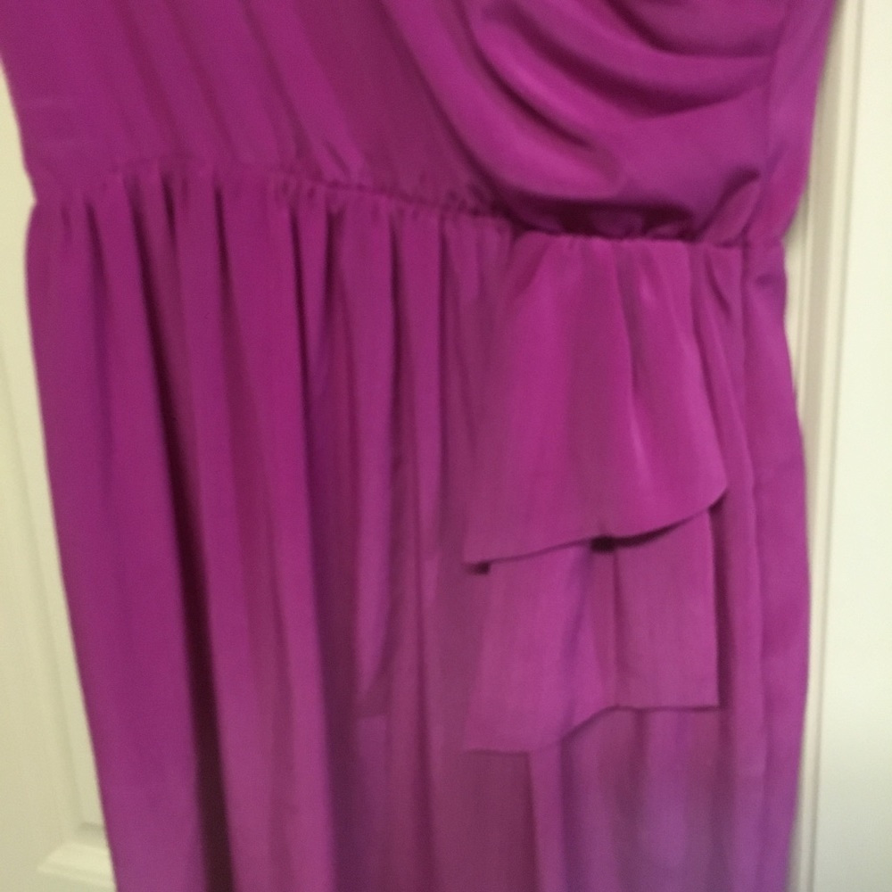 Dress - Picture 4 of 4